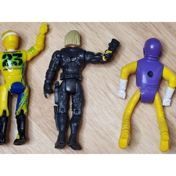 Action Figure Lot – Set of 5 Mixed Figurines - Picture 6 of 12